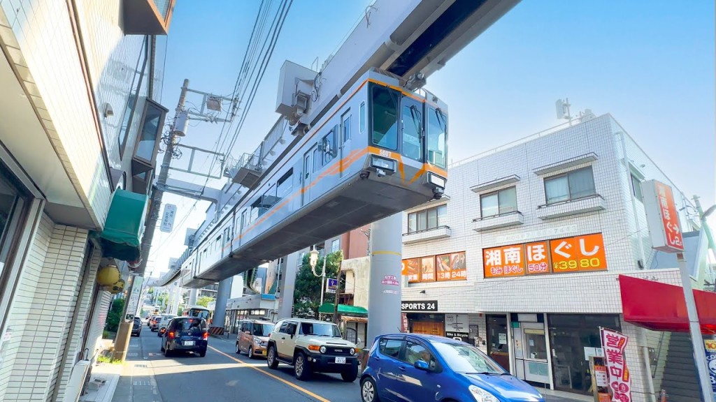 Like a roller coaster ride through the city! Riding Japan’s sky train